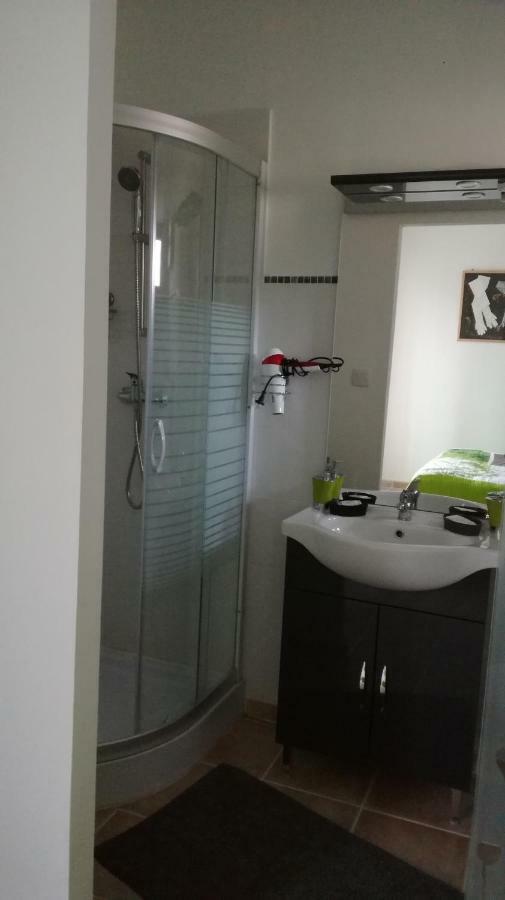Berne &Michel Bed & Breakfast Avignon Bagian luar foto